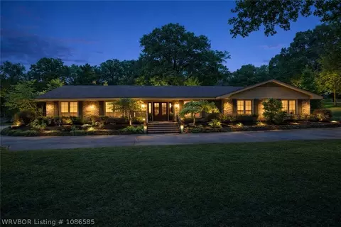 1 Berry Hill Rd, Fort Smith, AR 72903