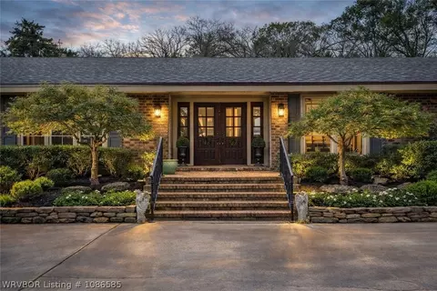 1 Berry Hill Rd, Fort Smith, AR 72903 photo 2