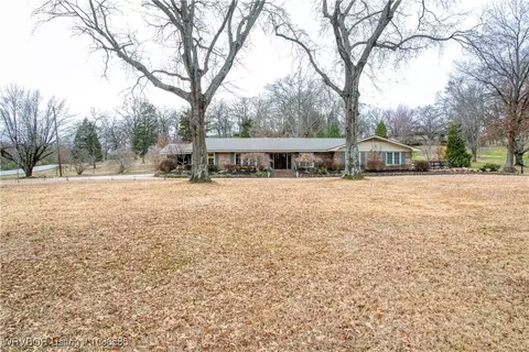1 Berry Hill Rd, Fort Smith, AR 72903 photo 8