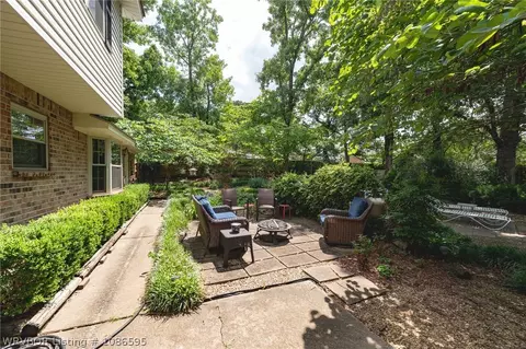 Exterior - 2208 Warwick Pl, Fort Smith, AR 72903 photo 16 of 17