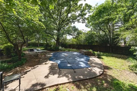 Exterior - 2208 Warwick Pl, Fort Smith, AR 72903 photo 15 of 17
