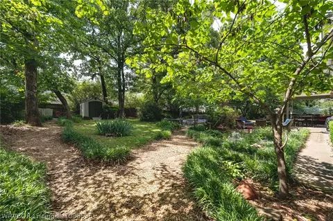 Exterior - 2208 Warwick Pl, Fort Smith, AR 72903 photo 11 of 17
