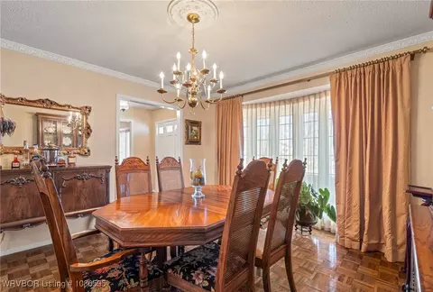 Dining - 2208 Warwick Pl, Fort Smith, AR 72903 photo 2 of 6