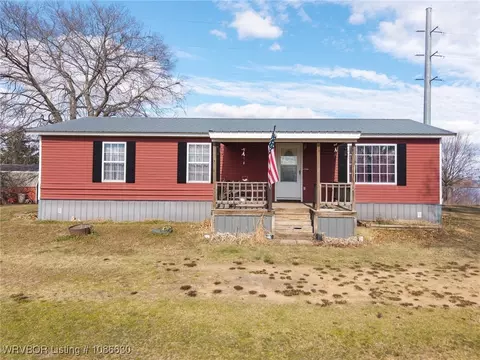 600 Howard St, Pocola, OK 74902