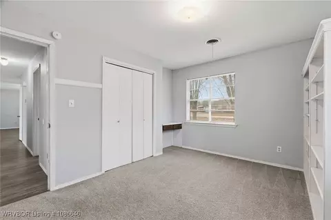 Bedroom - 204 Quincy St, Lavaca, AR 72941 photo 4 of 6