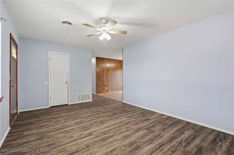 Living - 204 Quincy St, Lavaca, AR 72941 photo 3 of 3
