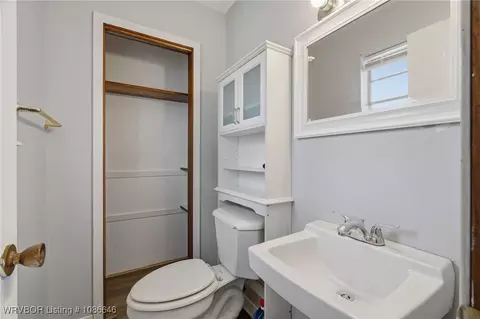 Bath - 204 Quincy St, Lavaca, AR 72941 photo 1 of 3