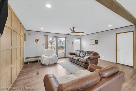 4938 W Creek Rd, Ozark, AR 72949 photo 9