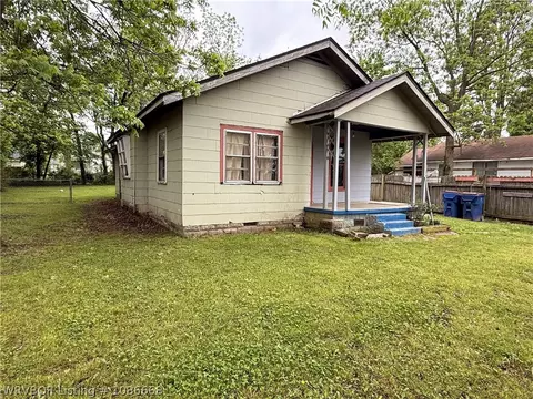 3610 N Johnson St, Fort Smith, AR 72904