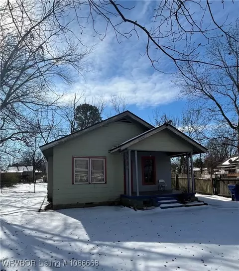 3610 N Johnson St, Fort Smith, AR 72904