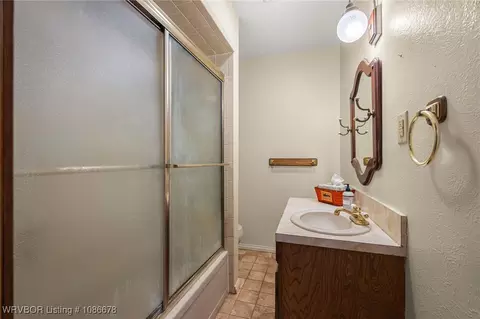 Bath - 511 Park Ave, Mansfield, AR 72944 photo 4 of 5