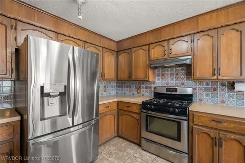 Kitchen - 511 Park Ave, Mansfield, AR 72944 photo 3 of 4