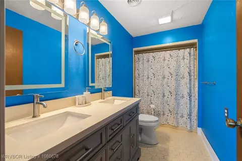 Bath - 511 Park Ave, Mansfield, AR 72944 photo 5 of 5