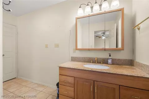 Bath - 511 Park Ave, Mansfield, AR 72944 photo 1 of 5