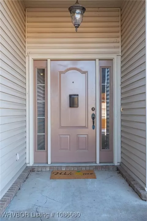 Entry Way - 908 Harvard Ave, Fort Smith, AR 72908 photo 2 of 5