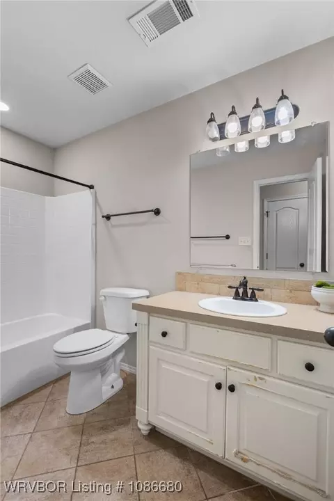 Bath - 908 Harvard Ave, Fort Smith, AR 72908 photo 2 of 3
