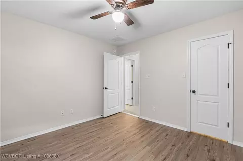 Bedroom - 908 Harvard Ave, Fort Smith, AR 72908 photo 9 of 12