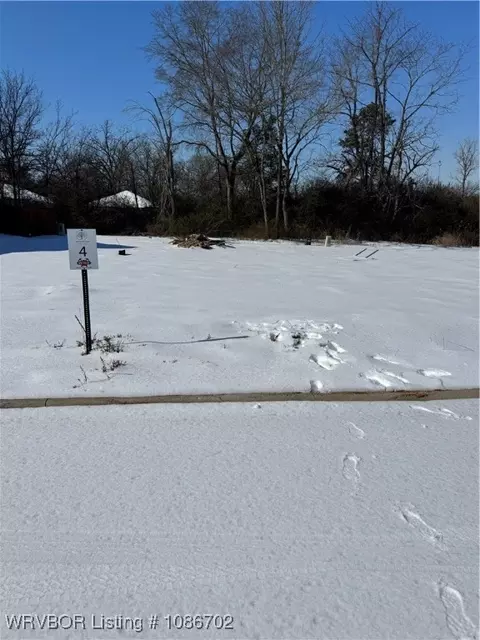 919 Bodey St, Barling, AR 72923