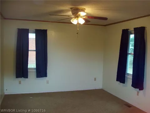 Living - 705 N 18th St, Ozark, AR 72949 photo 1 of 5