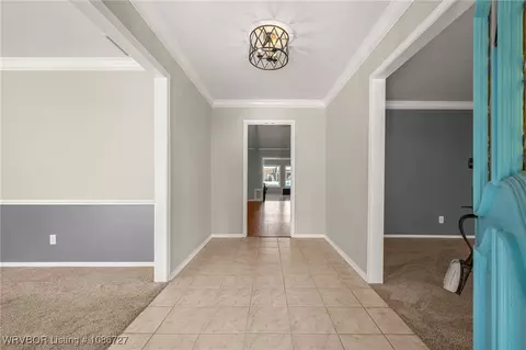 Entry Way - 3319 Southview Dr, Fort Smith, AR 72903 photo 2 of 6