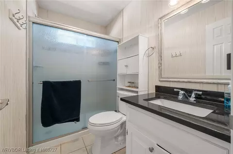 Bath - 3319 Southview Dr, Fort Smith, AR 72903 photo 3 of 4