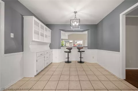 Dining - 3319 Southview Dr, Fort Smith, AR 72903 photo 1 of 1