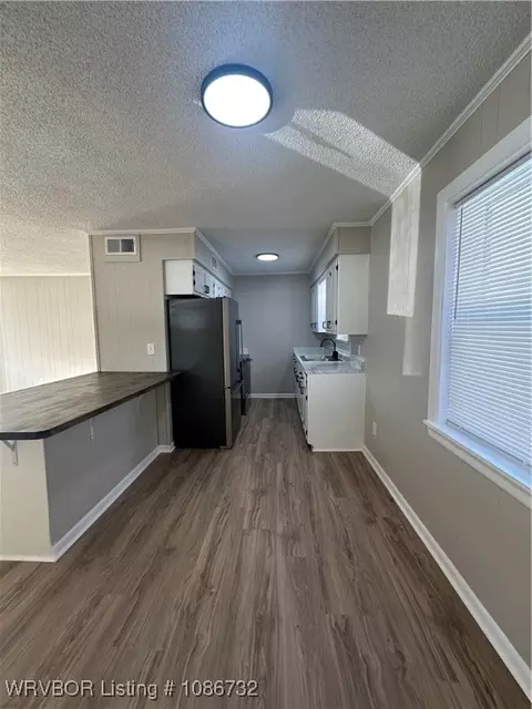Kitchen - 1105 S 5th St, Paris, AR 72855 photo 2 of 4