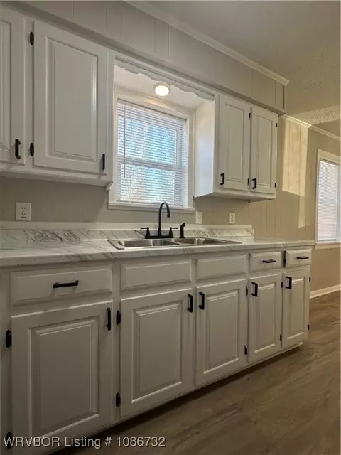 Kitchen - 1105 S 5th St, Paris, AR 72855 photo 4 of 4