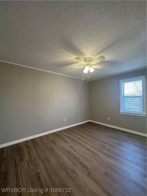 Bedroom - 1105 S 5th St, Paris, AR 72855 photo 5 of 6