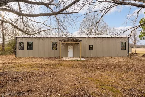 1403 N Arkansas Ave, Alma, AR 72921