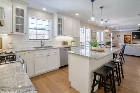 Kitchen - 8905 Canterbury Cv, Fort Smith, AR 72903 photo 7 of 7