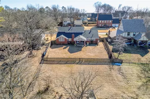 View/Area - 8905 Canterbury Cv, Fort Smith, AR 72903 photo 6 of 11