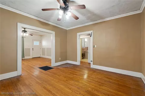 Living - 1020 S 16th St, Fort Smith, AR 72901 photo 3 of 3