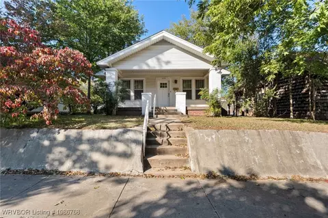 Exterior - 1020 S 16th St, Fort Smith, AR 72901 photo 2 of 8
