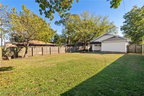Exterior - 1020 S 16th St, Fort Smith, AR 72901 photo 8 of 8