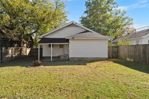 Exterior - 1020 S 16th St, Fort Smith, AR 72901 photo 5 of 8