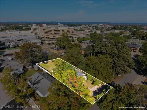 View/Area - 1020 S 16th St, Fort Smith, AR 72901 photo 4 of 4