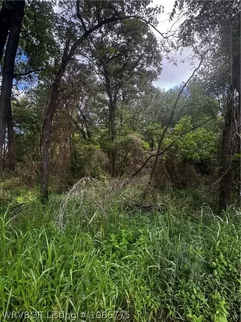 tbd Tract 1 1070, Muldrow, OK 74948