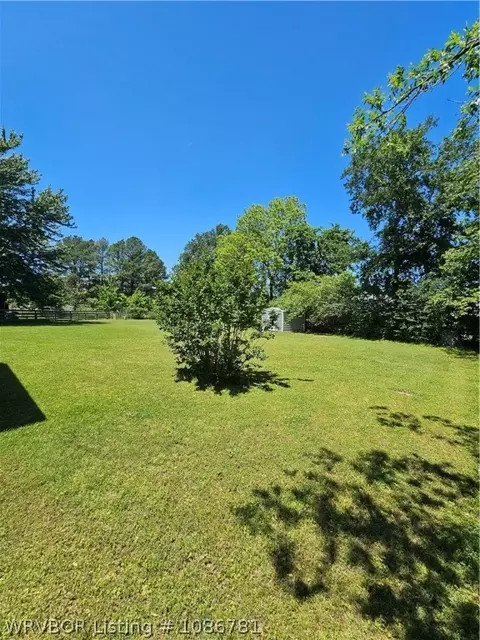 Exterior - 1505 Jackson Ct, Fort Smith, AR 72901 photo 3 of 5