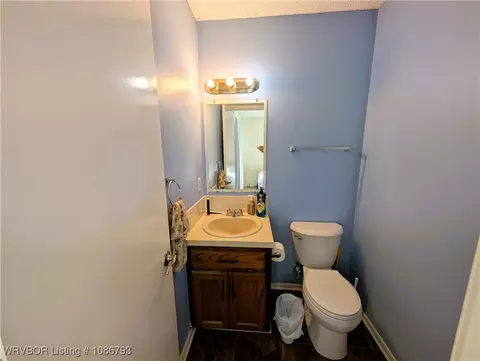 Bath - 4616 Johnson St, Fort Smith, AR 72904 photo 1 of 2