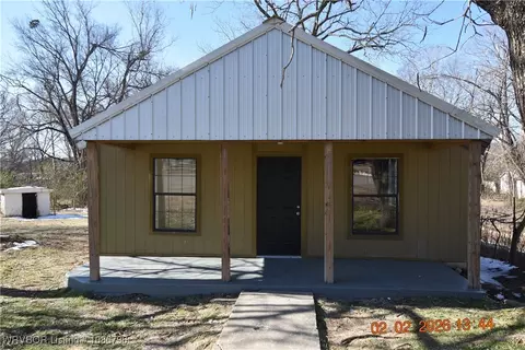 119 N Main St, Marble City, OK 74945