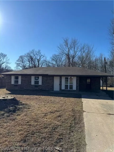 1015 Sunnyside Rd, Alma, AR 72921