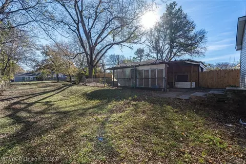 Exterior - 1501 S 12th St, Fort Smith, AR 72901 photo 5 of 8