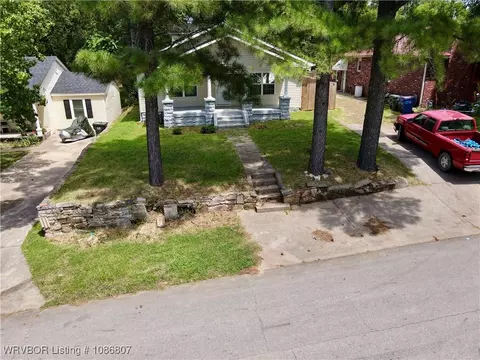 Exterior - 1501 S 12th St, Fort Smith, AR 72901 photo 3 of 8
