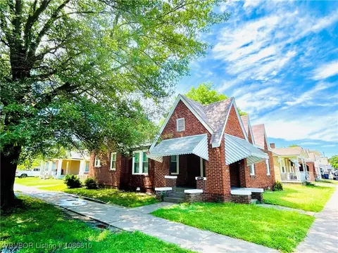 1301 N Greenwood Ave, Fort Smith, AR 72901