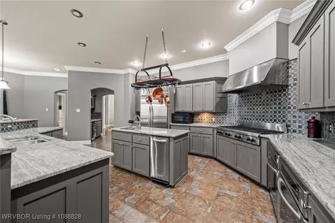 Kitchen - 4407 Webb Way, Fort Smith, AR 72916 photo 2 of 7