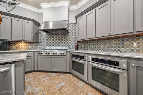 Kitchen - 4407 Webb Way, Fort Smith, AR 72916 photo 5 of 7