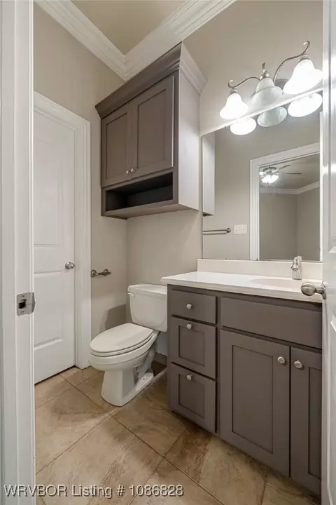 Bath - 4407 Webb Way, Fort Smith, AR 72916 photo 5 of 7
