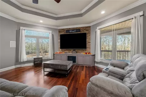 Living - 4407 Webb Way, Fort Smith, AR 72916 photo 2 of 4