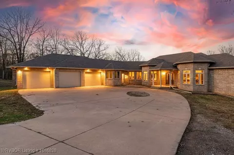 Exterior - 4407 Webb Way, Fort Smith, AR 72916 photo 4 of 15